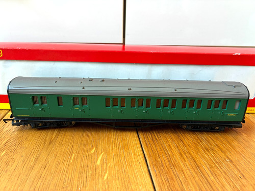Hornby r4124e brake coach - hornby,